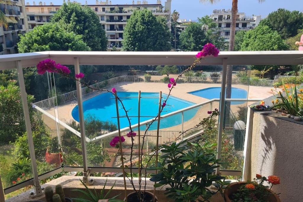 Appartement Vue Mer Sur Les Hauteurs De Νίκαια Εξωτερικό φωτογραφία